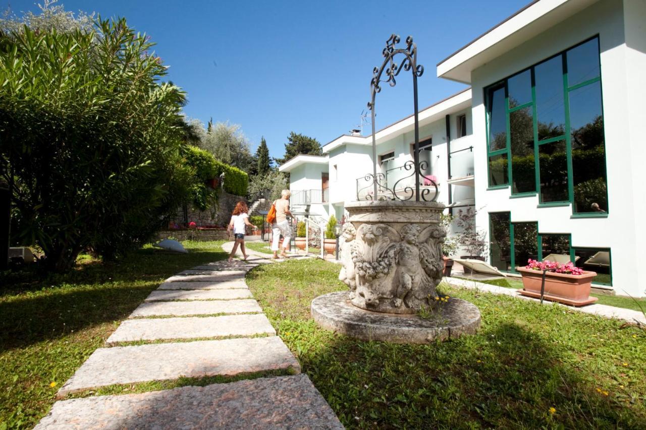 Hotel Residence Rely Brenzone sul Garda Exterior foto